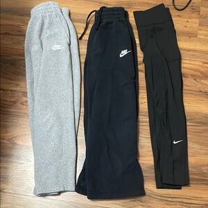 Nike Kids Sweatpants Medium